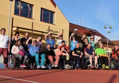 Tenis, basketbal nebo potápění na vozíku? Ano!
