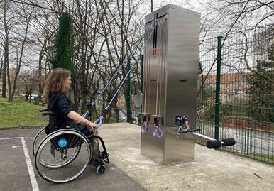 Venkovní posilovací stroj Ultina TOTEM