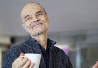 Host pod Parapletem - Karel Nešpor