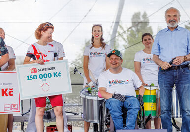 DB Schenker pomáhá dlouhých 16 let